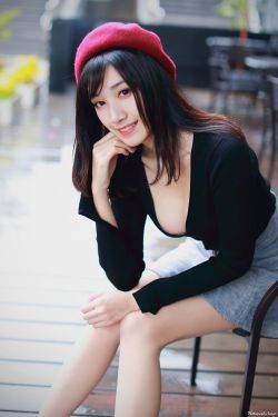 美女钢管舞